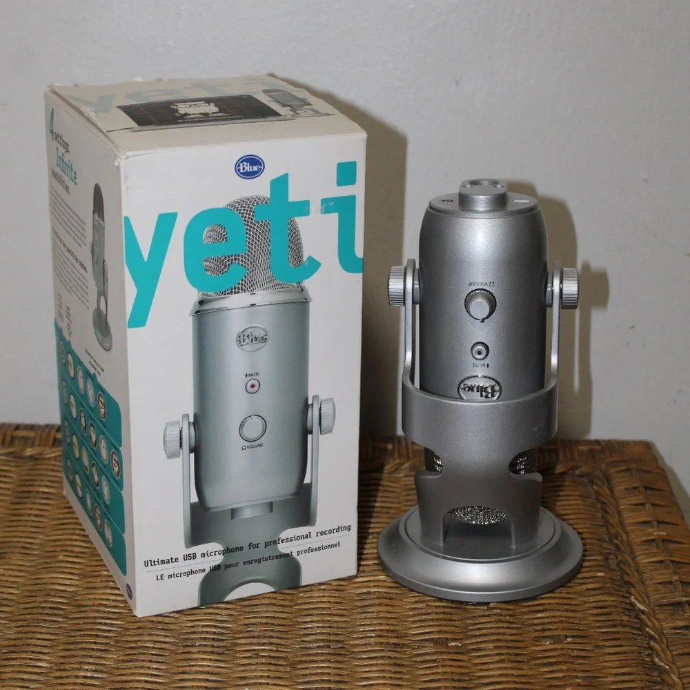 Yeti. Blue. Ultimate USB Microphone for Professional Recording. New Open Box.